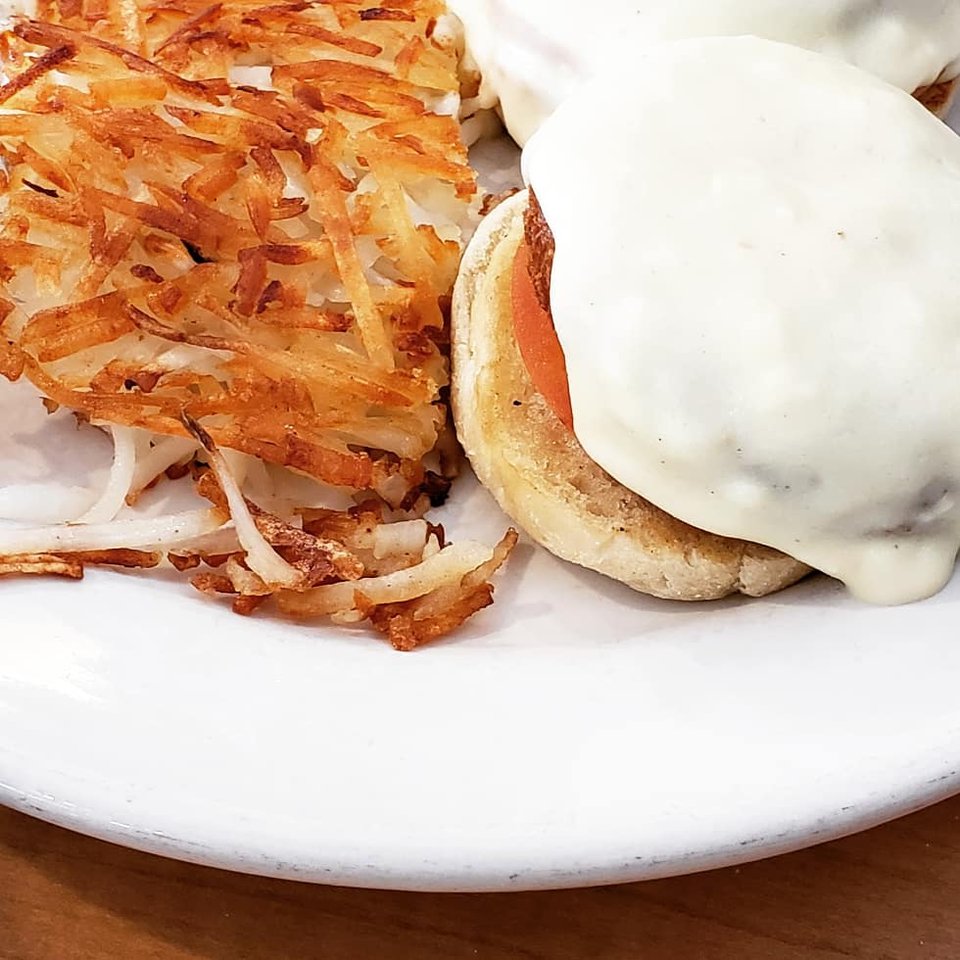 Crab Benedict